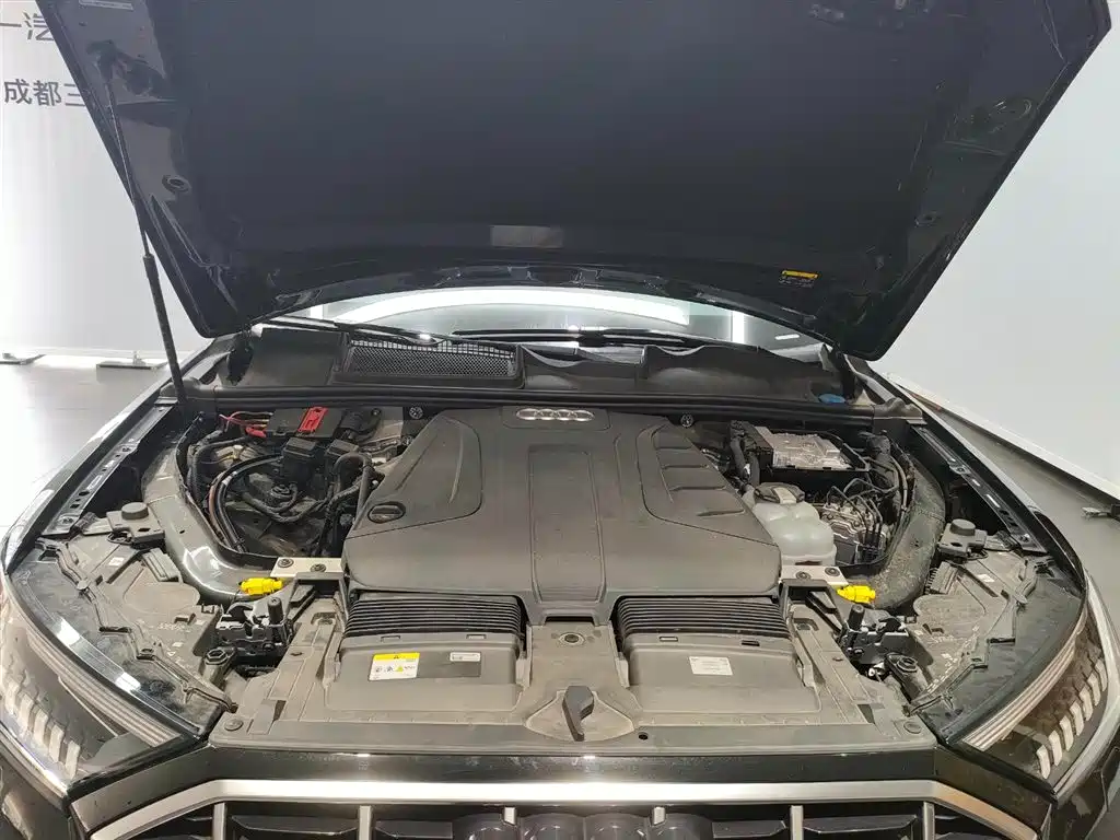 Audi Q7 2023 45 TFSI quattro S line Sport