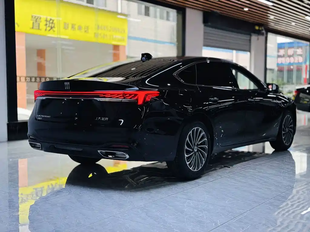 Buick LaCrosse — миниатюра 18