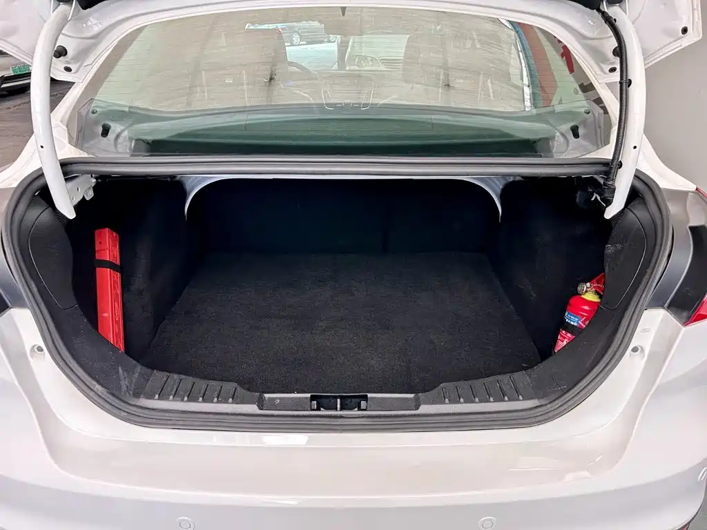 Ford Focus — миниатюра 15