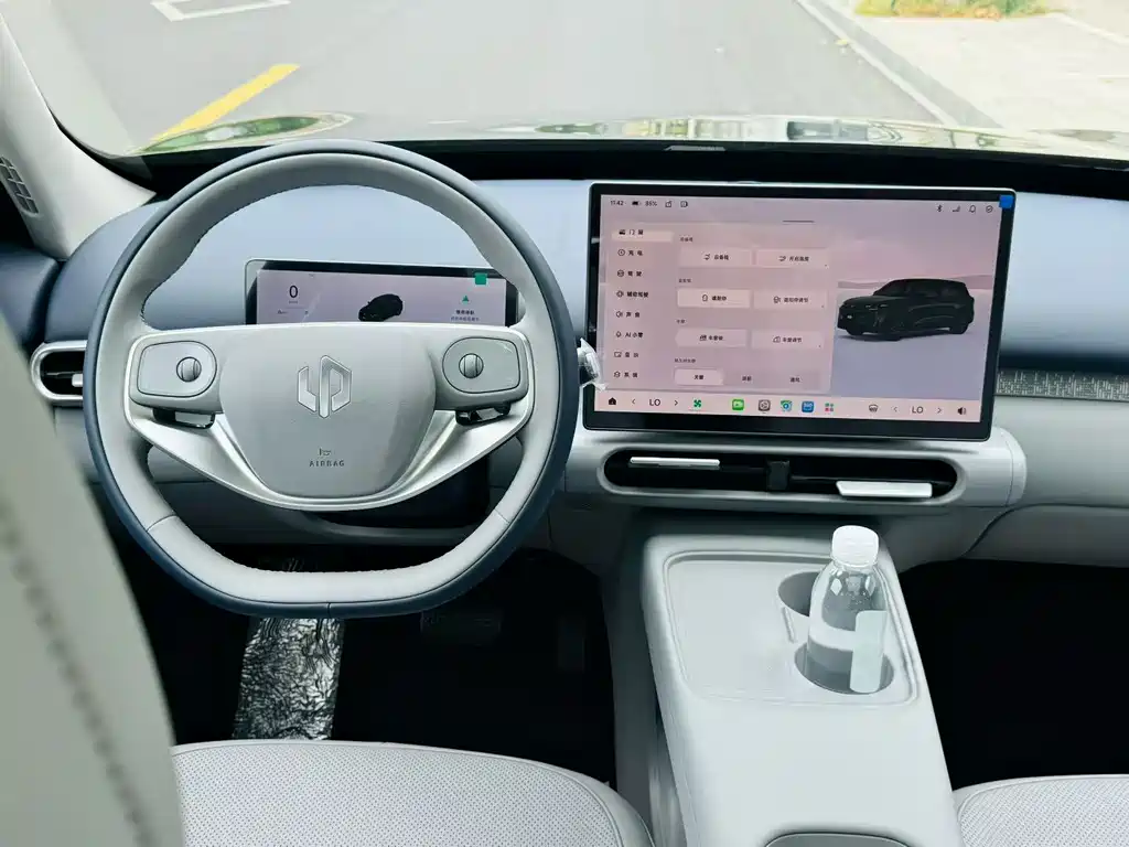 Leapmotor Leapmotor A10 — миниатюра 5