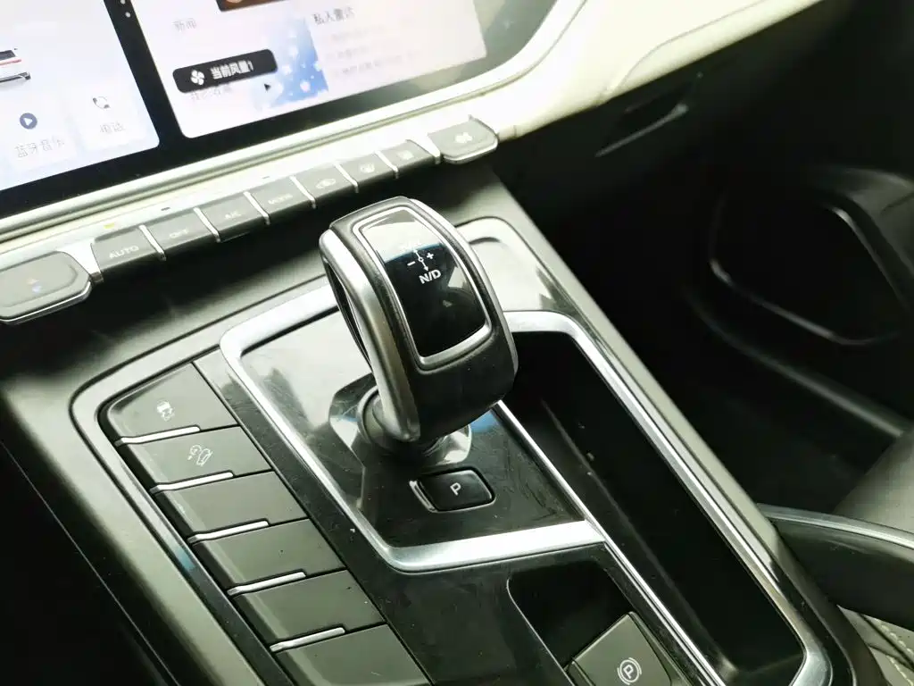 Geely Boyue — миниатюра 13