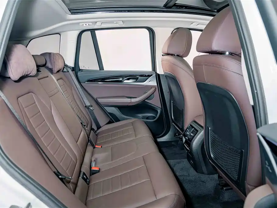 BMW X3 — миниатюра 20
