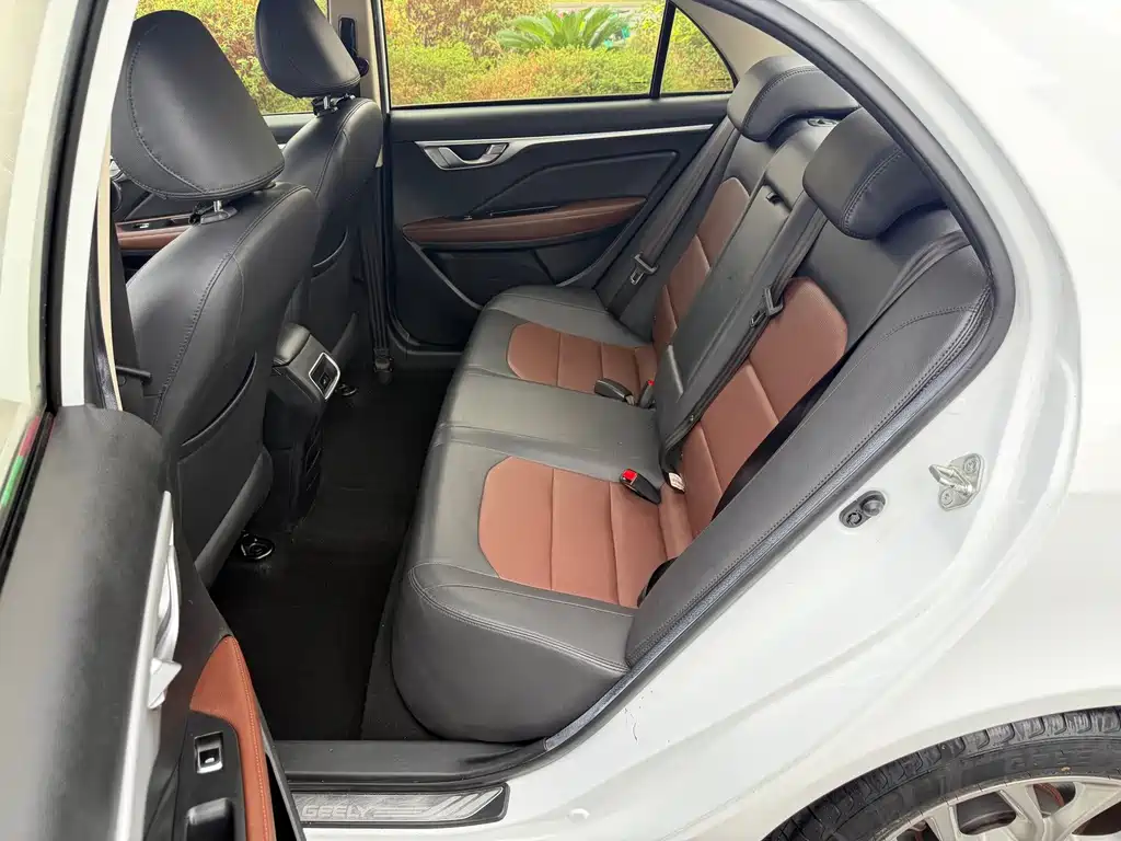 Geely Vision — миниатюра 10