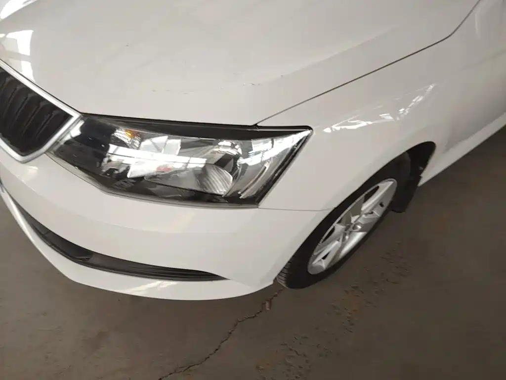 Skoda Fabia — миниатюра 24