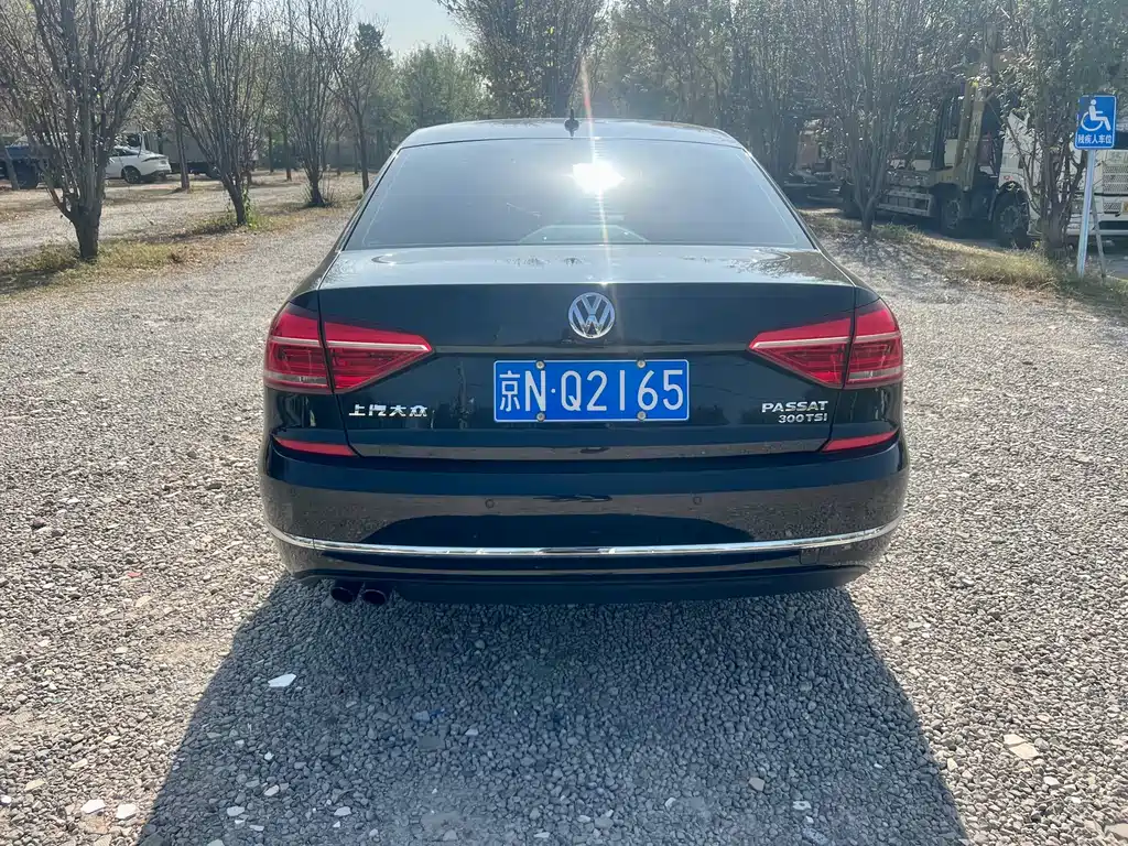 Volkswagen Passat — миниатюра 6
