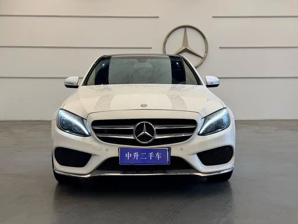Mercedes-Benz C-Class — миниатюра 2
