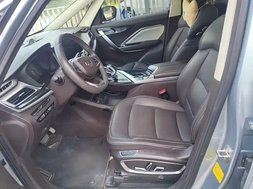 Geely Jia Ji New Energy — миниатюра 15