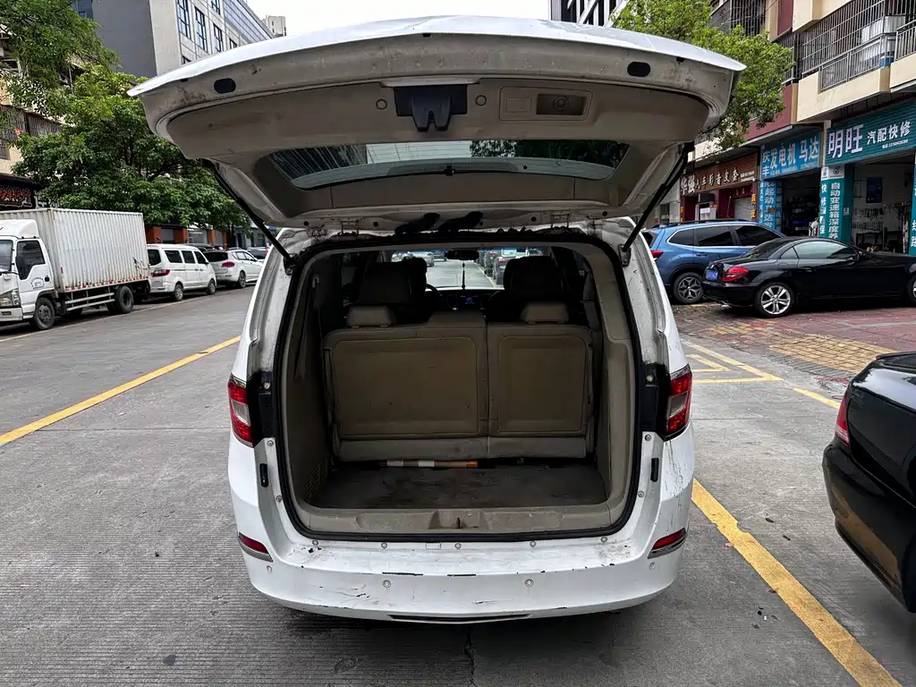 Buick GL8 2013 2.4L CT Luxury Comfort