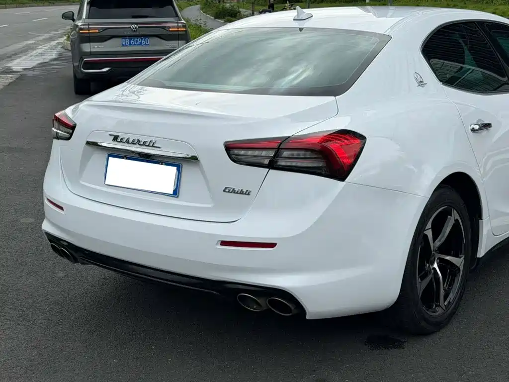 Maserati Ghibli — миниатюра 8