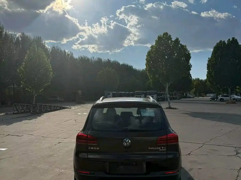 Volkswagen Tiguan — миниатюра 7