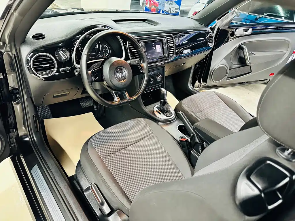 Volkswagen Beetle 180TSI Club Edition, фото 25
