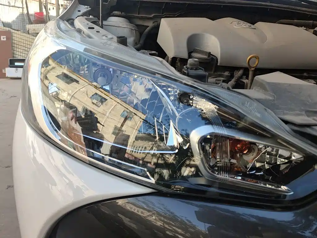 Toyota Yaris L — миниатюра 24