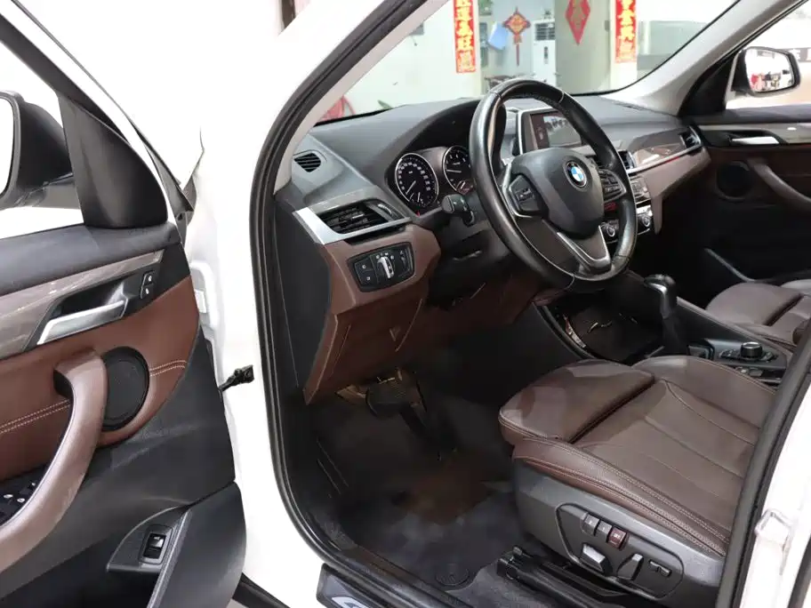 BMW X1 — миниатюра 9