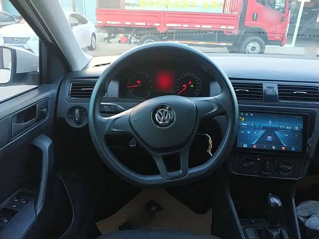 Volkswagen Santana — миниатюра 11