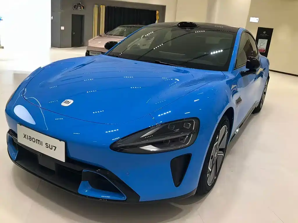 Xiaomi SU7 0