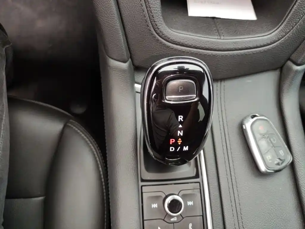 Cadillac XT6 — миниатюра 14