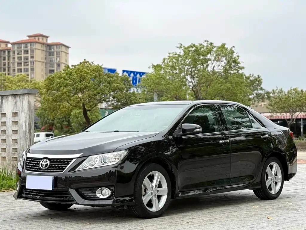 Toyota Camry 2012 Horse Lucky 2.0S Shine Dynamic Edition