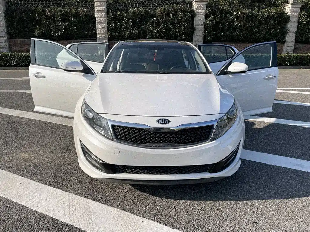 Kia K5 2012 2.0L AT Premium