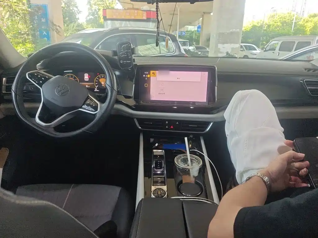Volkswagen Teramont — миниатюра 5