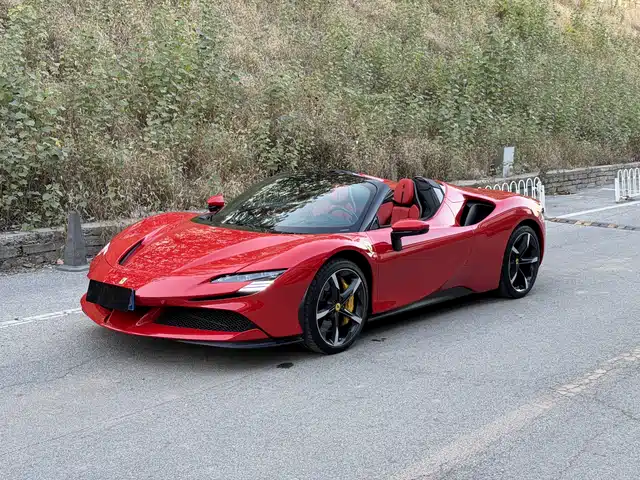 FERRARI SF90 2022