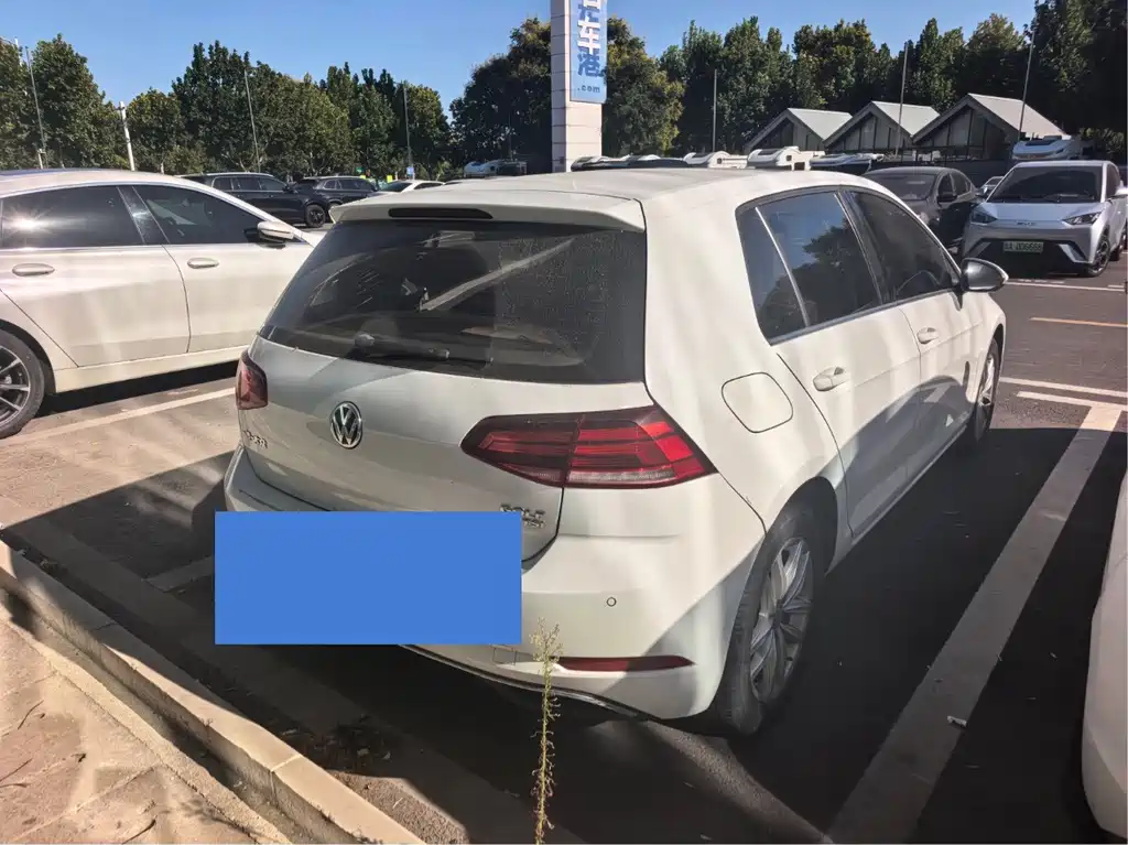 Volkswagen Golf — миниатюра 6