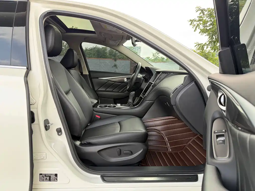 Infiniti Q50L 2.0T Comfort Edition China VI, фото 13