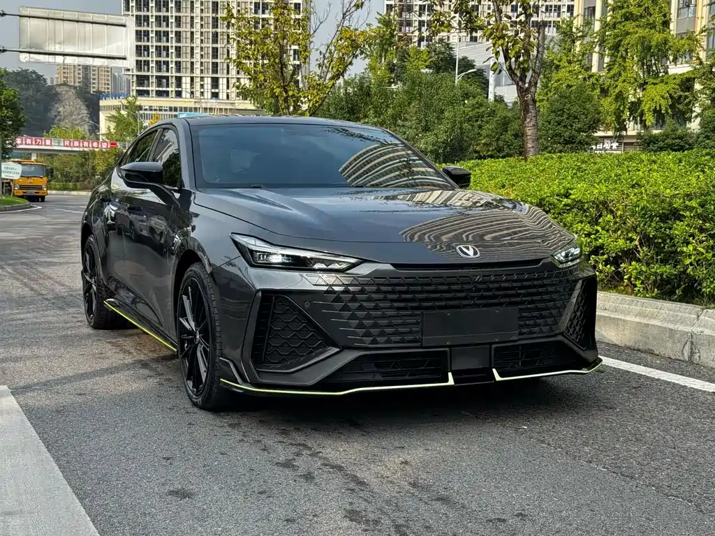 Changan UNI-V — миниатюра 3