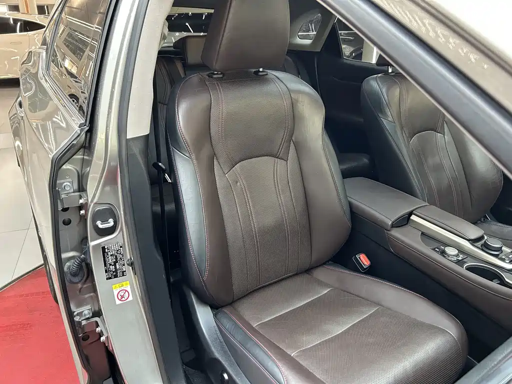 Lexus RX — миниатюра 34