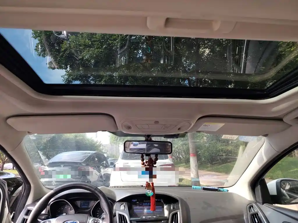 Ford Focus — миниатюра 15