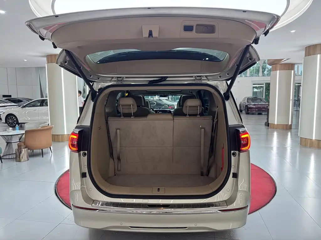 Buick GL8 2020 ES 653T Flagship