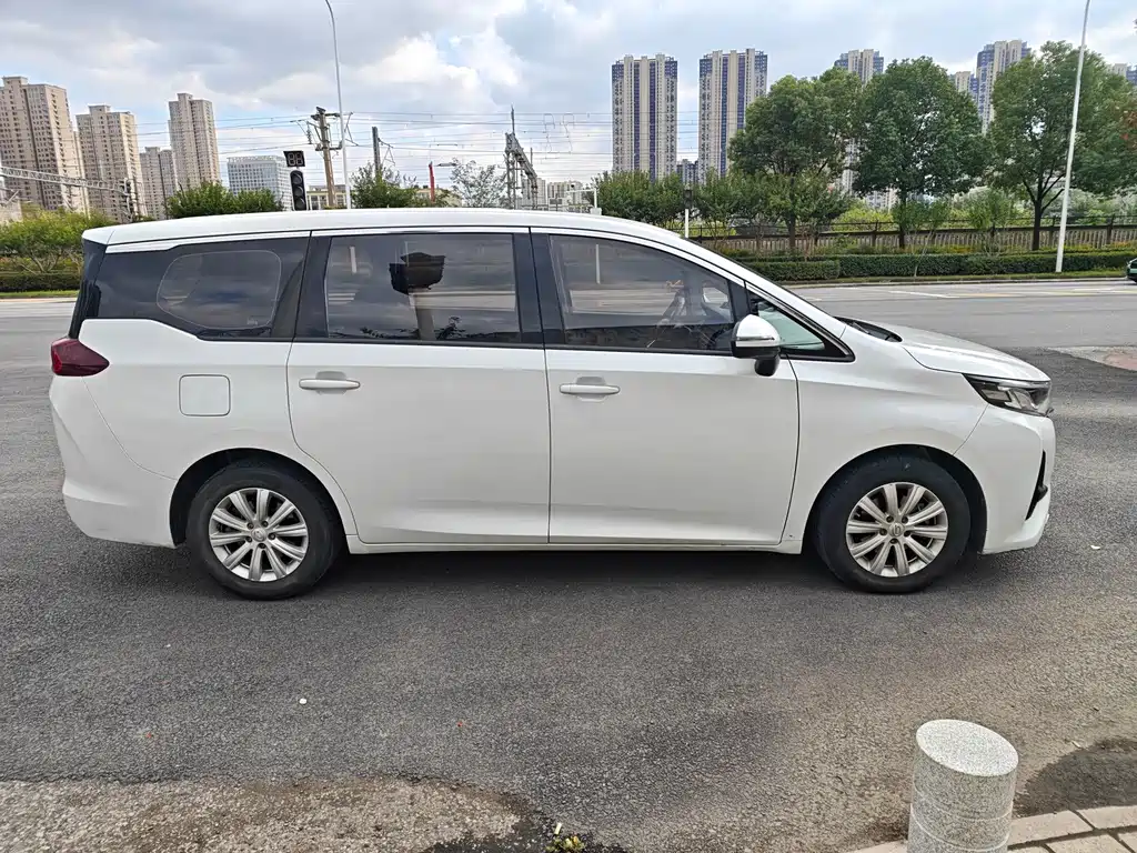 GAC Motor Trumpchi M6 — миниатюра 7