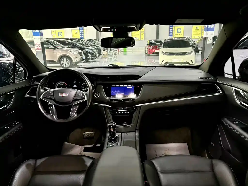 Cadillac XT5 — миниатюра 4