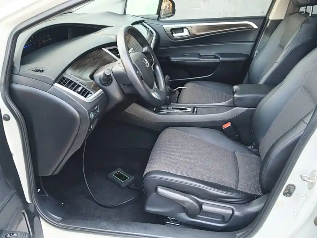 Honda Jade — миниатюра 15