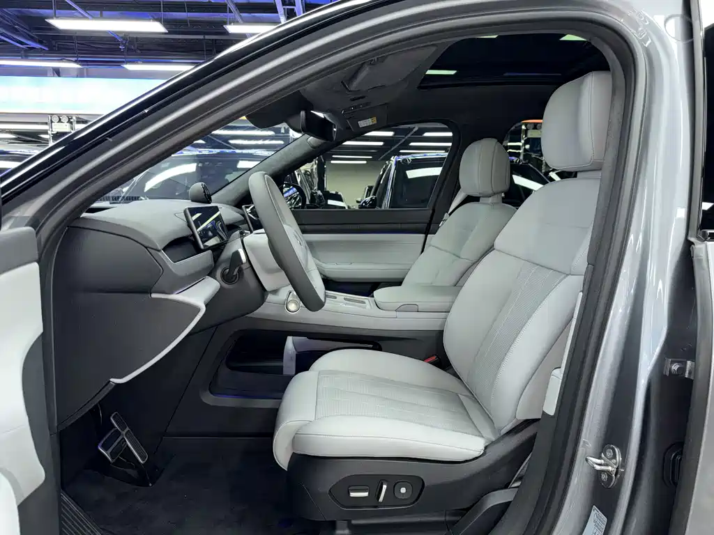 NIO ES8 — миниатюра 8