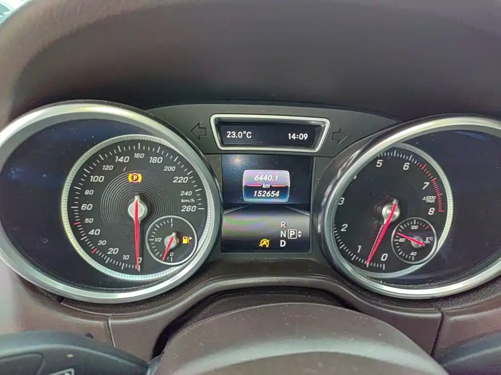Mercedes-Benz GLE (Import) — миниатюра 12