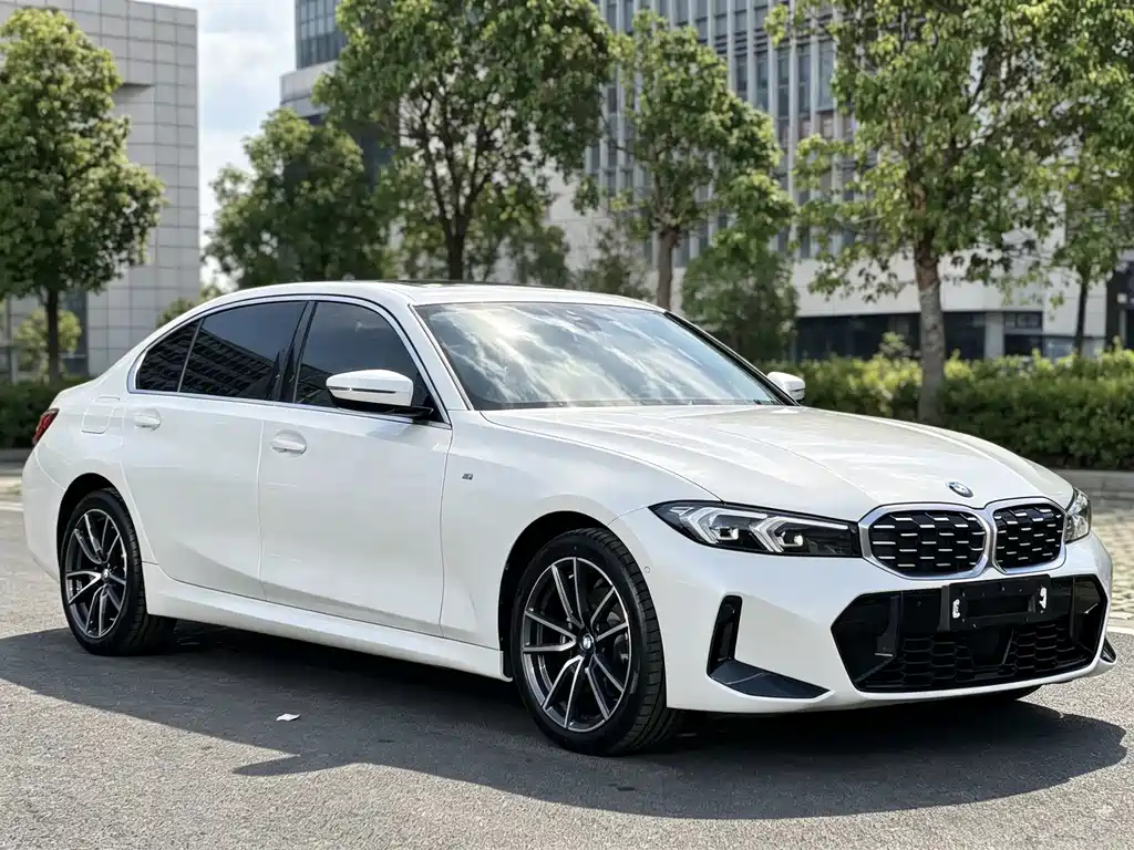 BMW 3 Series — миниатюра 3