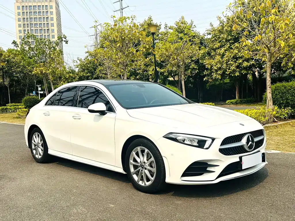 MERCEDES-BENZ A CLASS