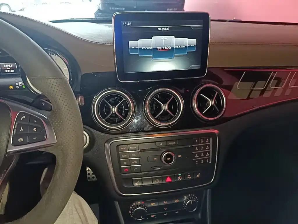 Mercedes-Benz CLA (Import) — миниатюра 13