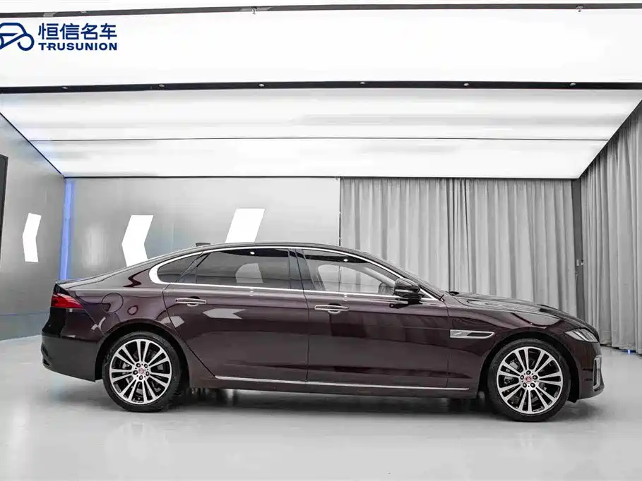 Jaguar XFL 2021 XFL 2.0T P250 Premium Luxury