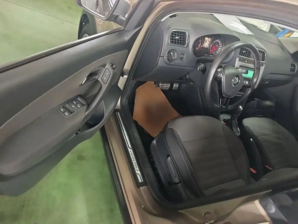 Volkswagen Polo — миниатюра 16