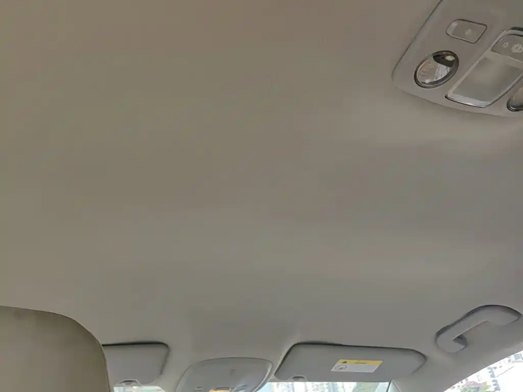 Peugeot 408 — миниатюра 18