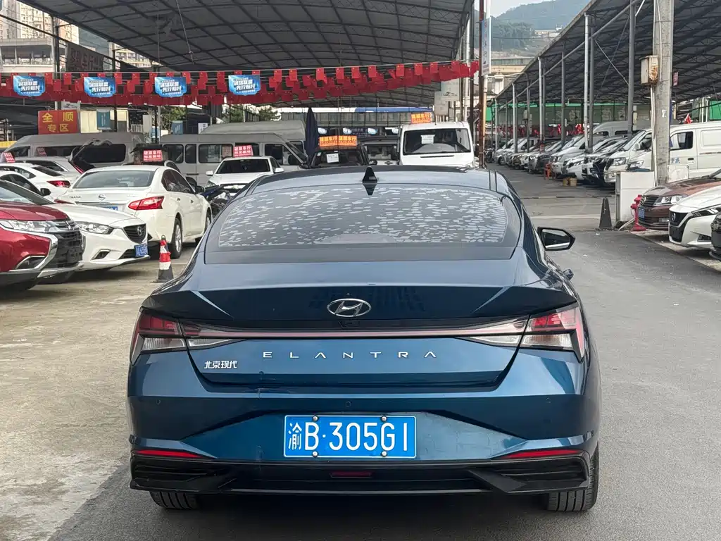 Hyundai Elantra — миниатюра 5