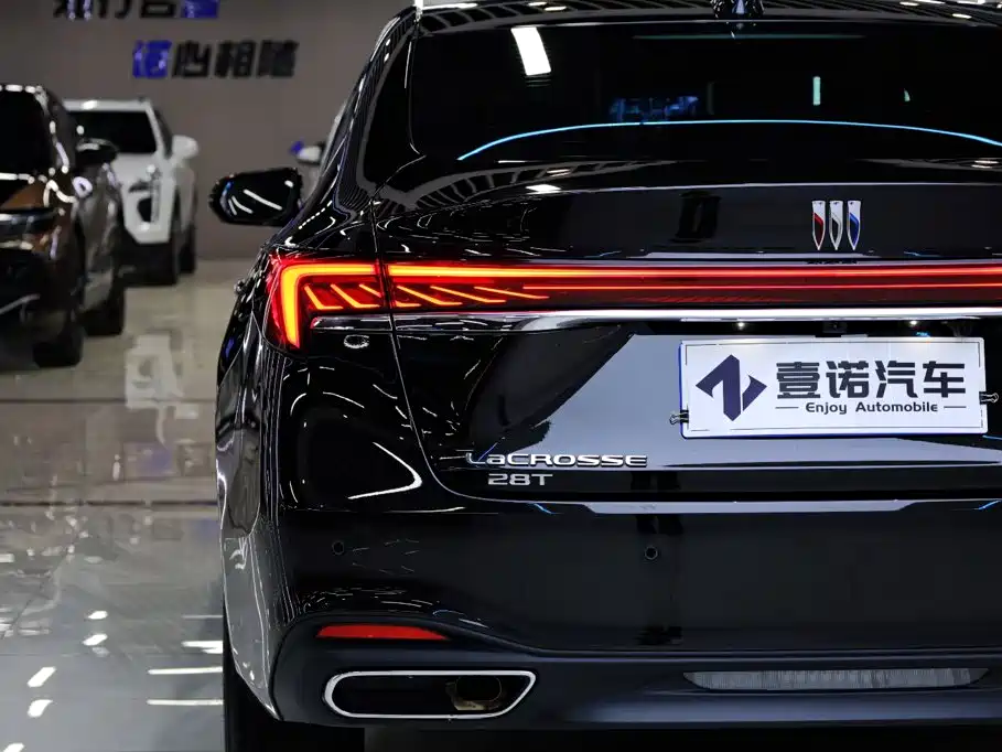 Buick LaCrosse — миниатюра 8