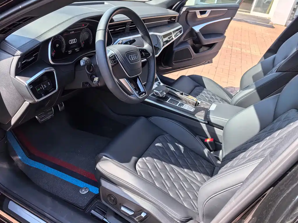 Audi A6L 2025 45 TFSI quattro