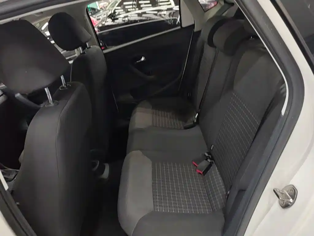Volkswagen Polo — миниатюра 17