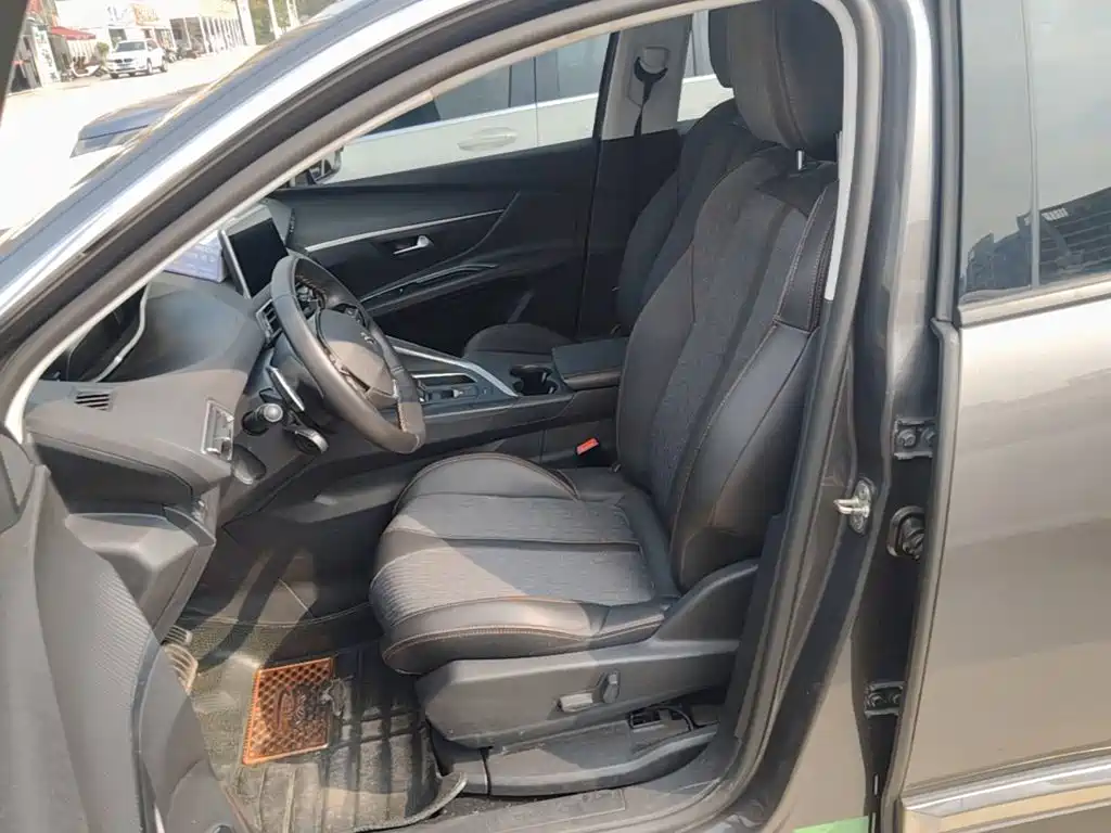 Peugeot 4008 — миниатюра 15