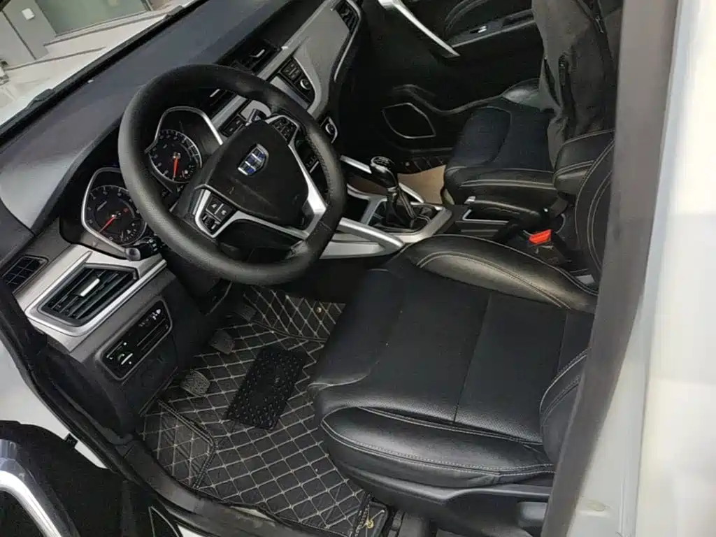 Geely Vision X3 — миниатюра 15