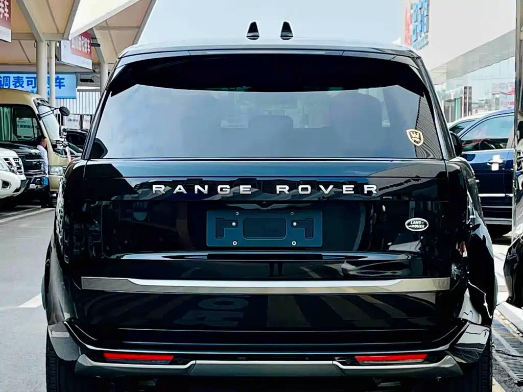 Land Rover Range Rover 2025 3.0 L6 400PS Long Wheelbase