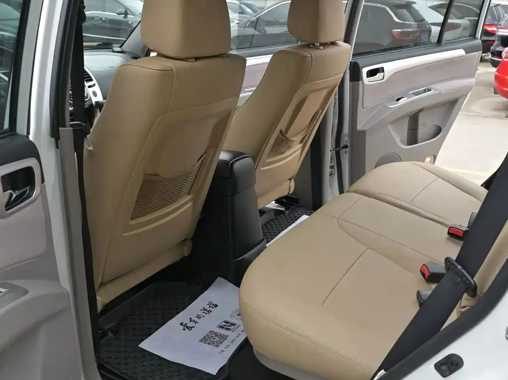 Mitsubishi Pajero Sport — миниатюра 8