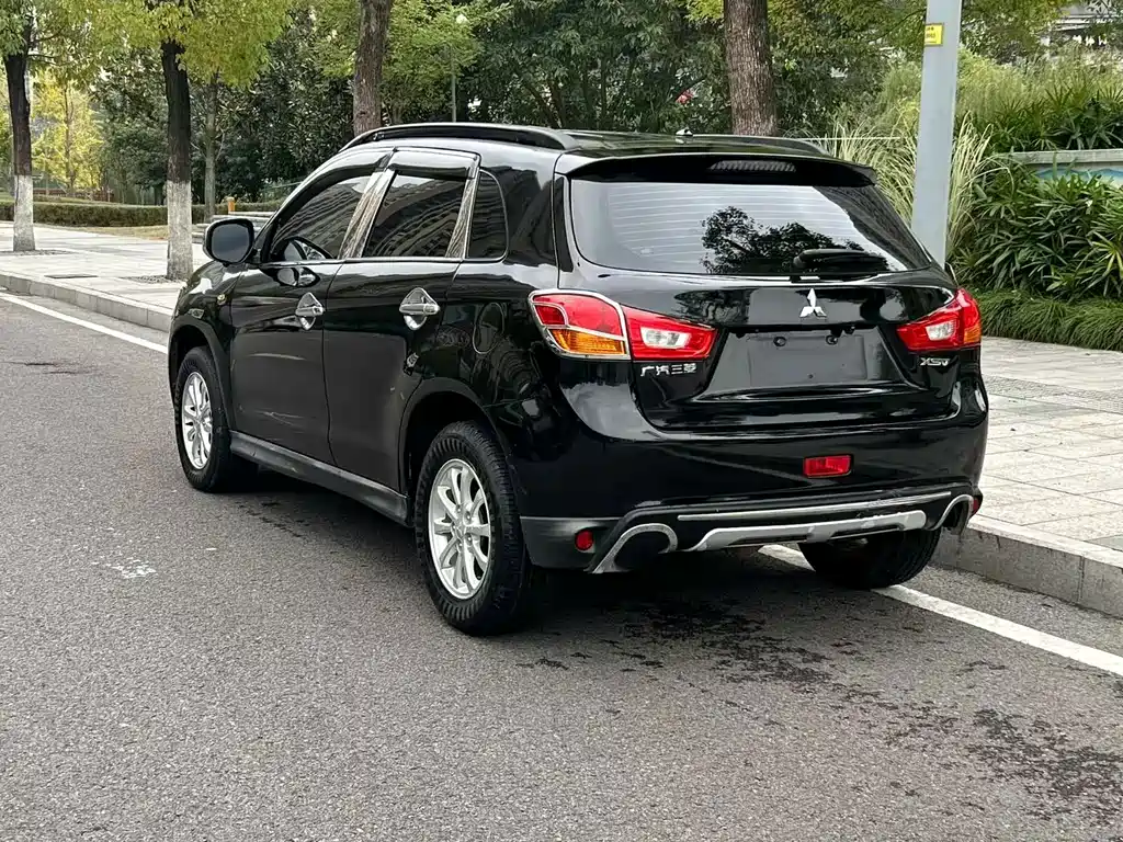 Mitsubishi ASX — миниатюра 7